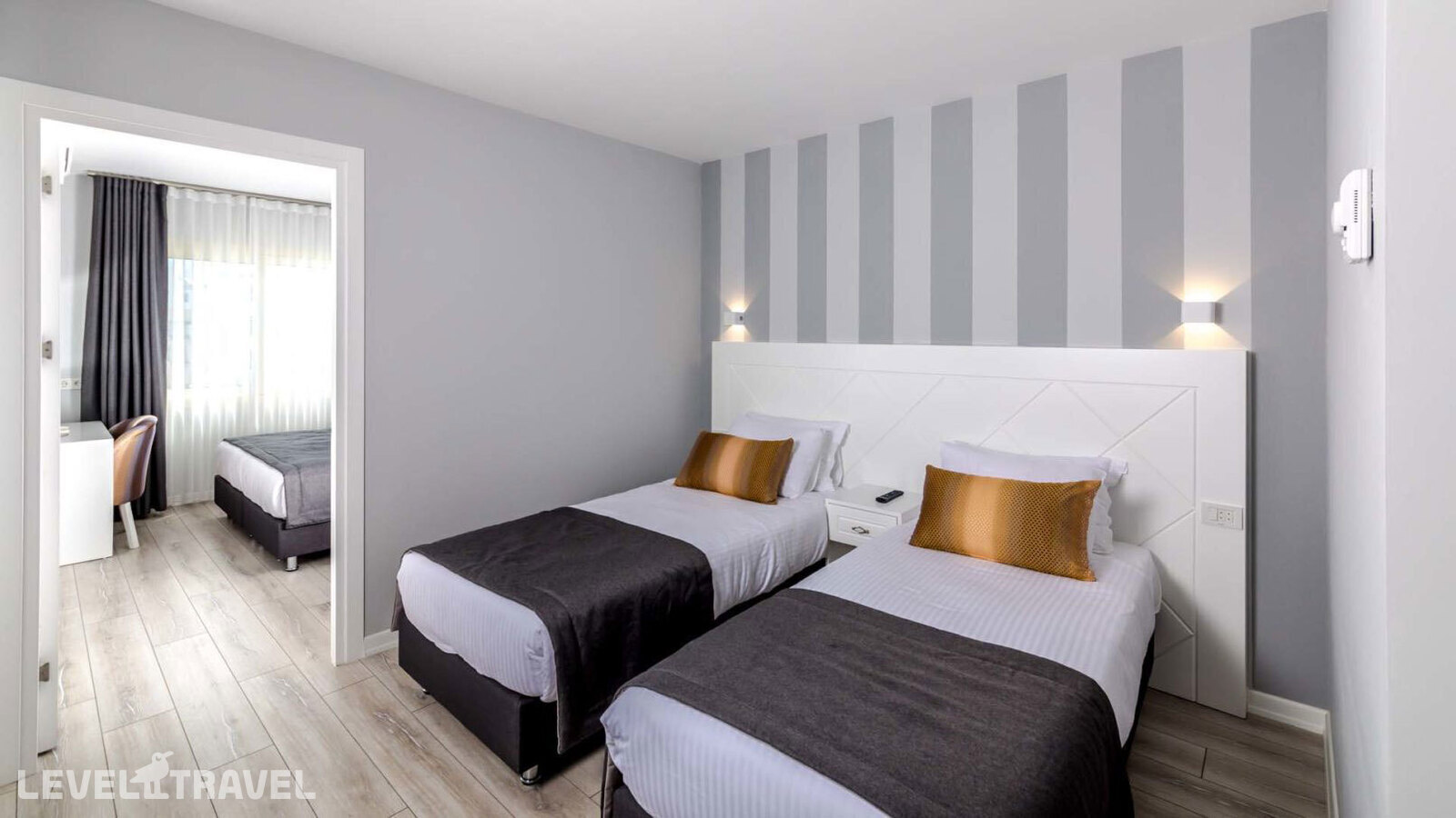 фотографии номера Семейный номер отеля Motto Premium Marmaris (Ex. Orka Nergis Select, Ex. Noa Nergis Select) в Турция(Мармарис - центр) - фото №1