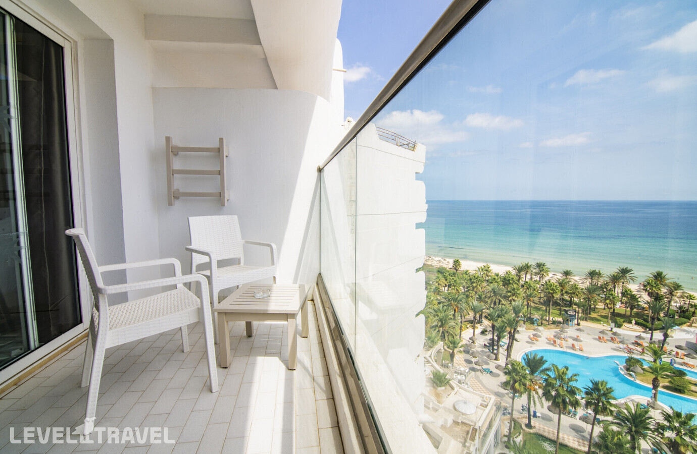 фотографии номера Стандартный с видом на море отеля Riadh Palms Hotel в Тунис(Сусс) - фото №4