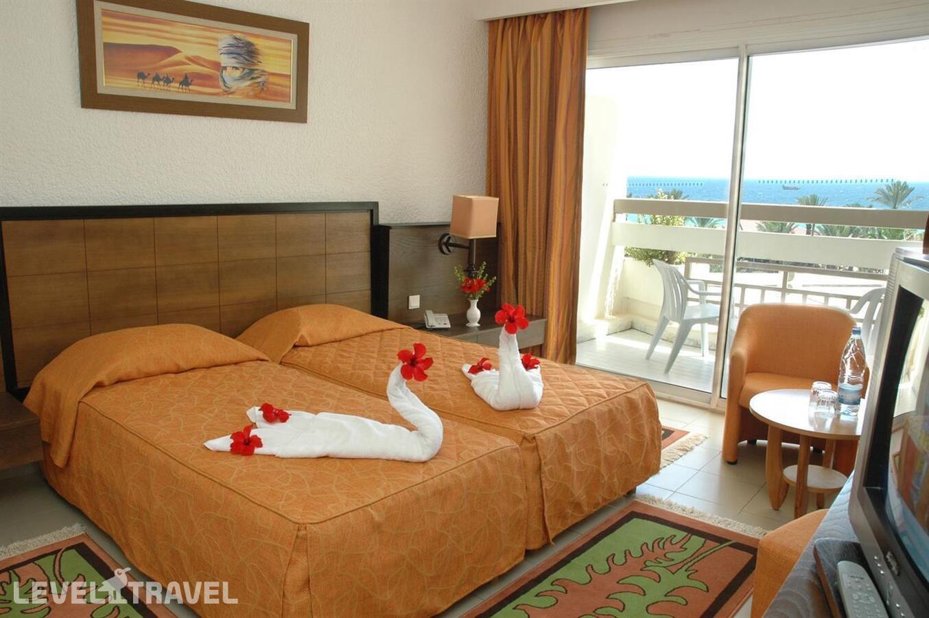 фотографии номера Стандартный с видом на море отеля Riadh Palms Hotel в Тунис(Сусс) - фото №5