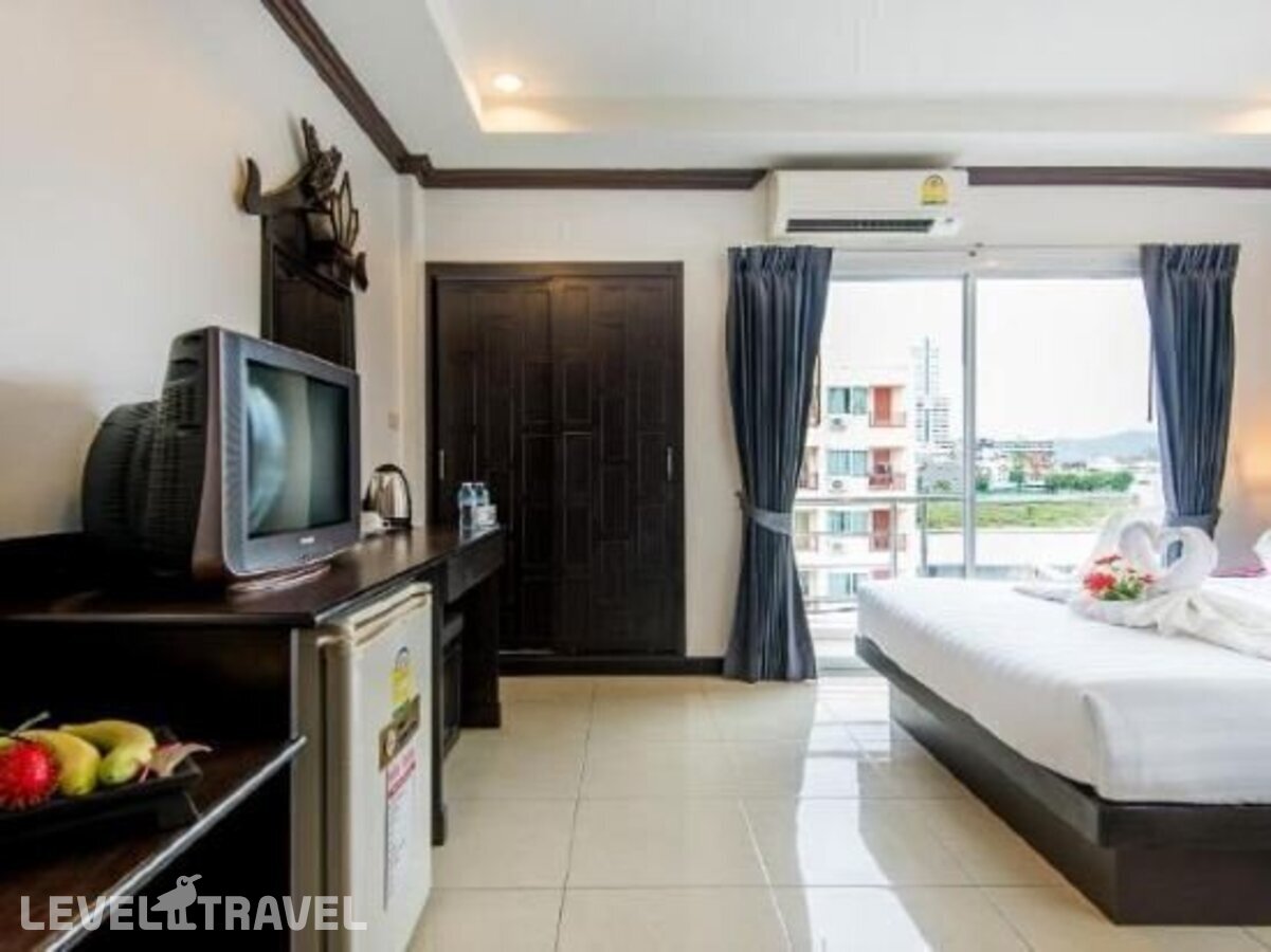 фотографии номера Улучшенный номер отеля Hallo Patong Hotel в Таиланд(Патонг Бич) - фото №7