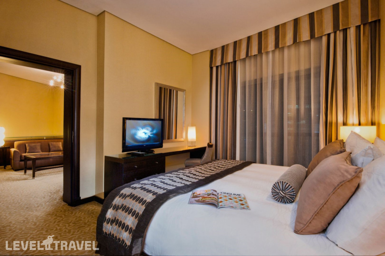 фотографии номера Улучшенный номер отеля Time Oak Hotel & Suites в ОАЭ(Барша Хайтс) - фото №1