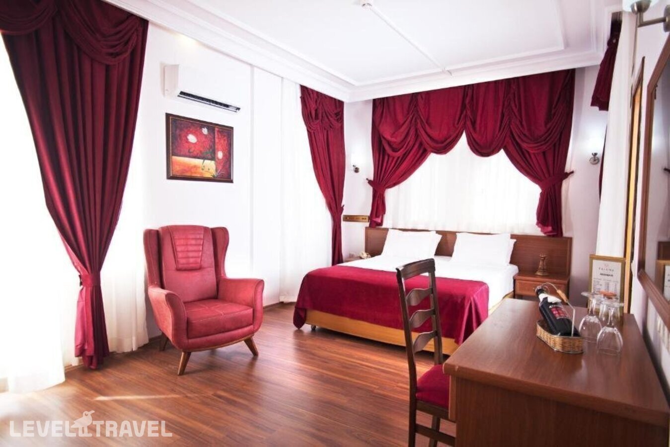 фотографии номера Улучшенный номер отеля Triana Hotel в Турция(Анталья - Центр) - фото №4