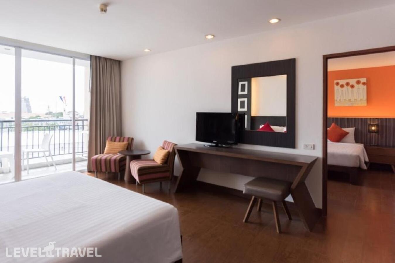 фотографии номера Семейный номер отеля Hotel J Pattaya в Таиланд(Центральная Паттайя) - фото №3