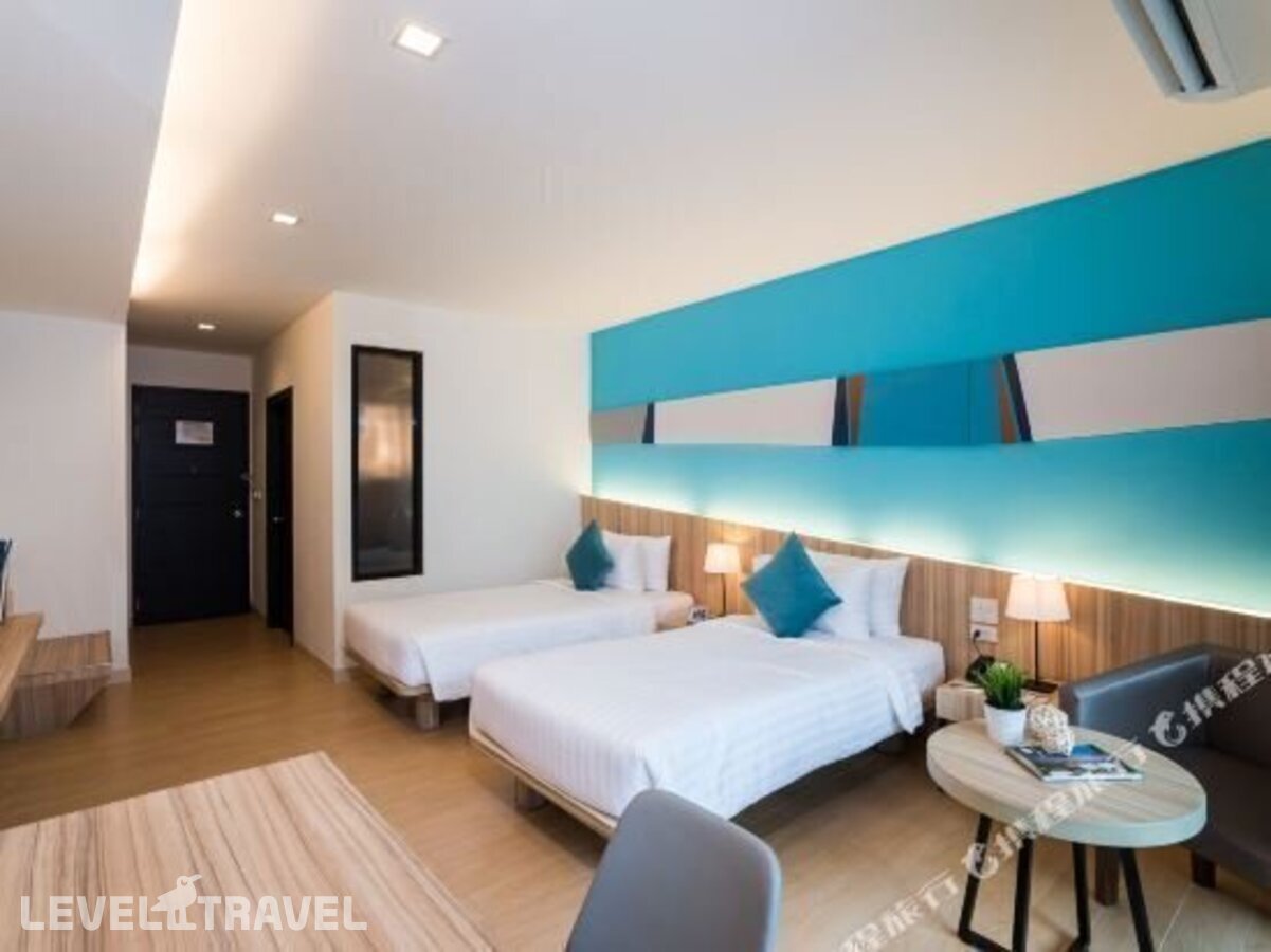 фотографии номера Стандартный номер отеля Hotel J Pattaya в Таиланд(Центральная Паттайя) - фото №1