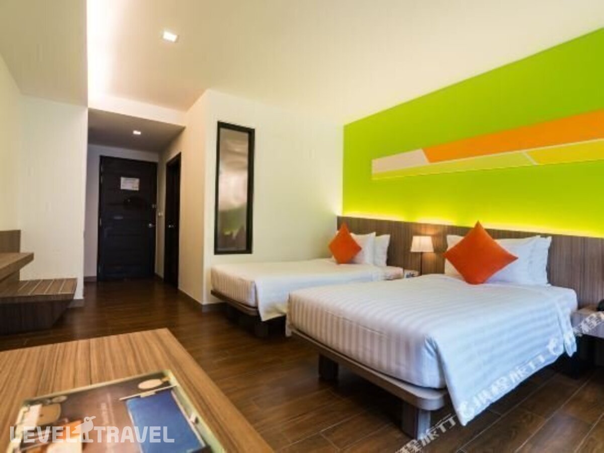 фотографии номера Стандартный номер отеля Hotel J Pattaya в Таиланд(Центральная Паттайя) - фото №2