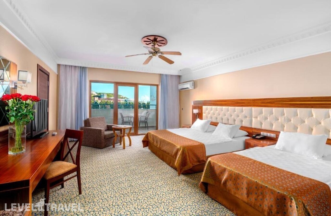 фотографии номера Трехместный номер отеля Bera Alanya Hotel в Турция(Конаклы) - фото №2