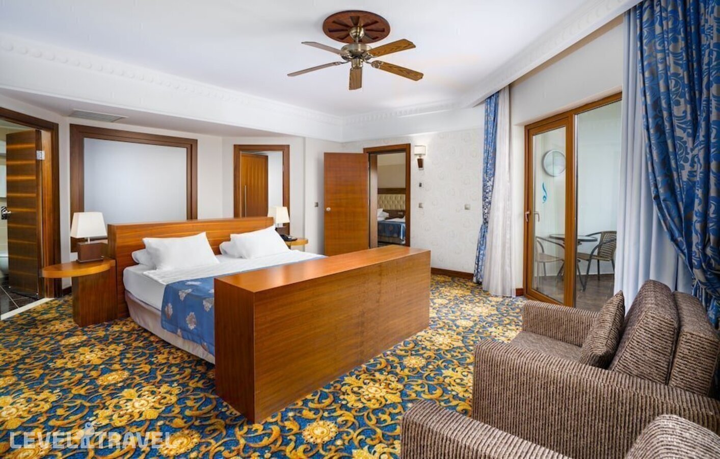 фотографии номера Трехместный полулюкс отеля Bera Alanya Hotel в Турция(Конаклы) - фото №4