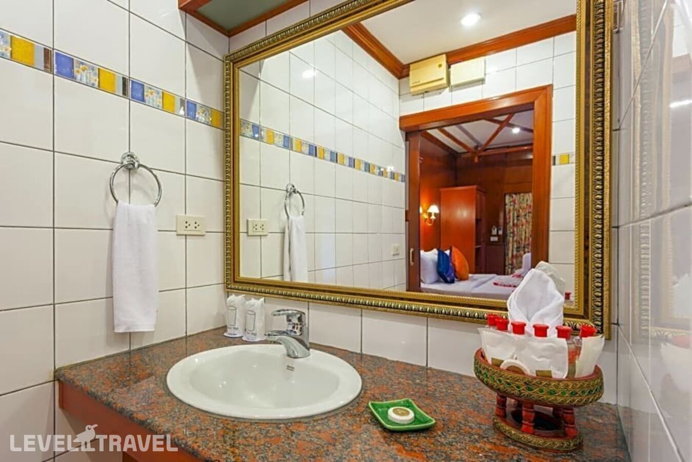 фотографии номера Вилла отеля Royal Phawadee Village в Таиланд(Патонг Бич) - фото №16