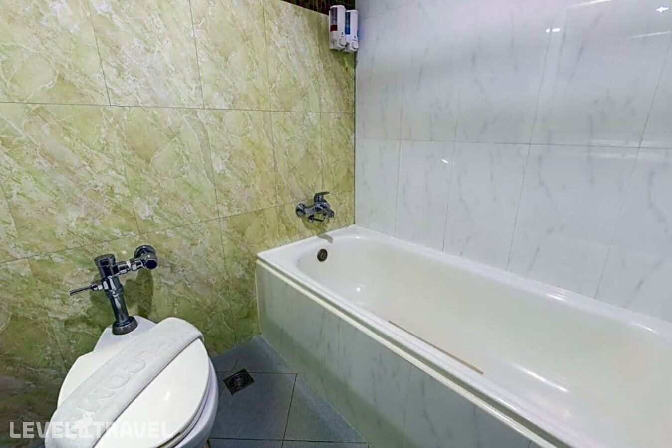 фотографии номера Люкс отеля Pinnacle Lumpinee Park Hotel в Таиланд(Бангкок) - фото №10