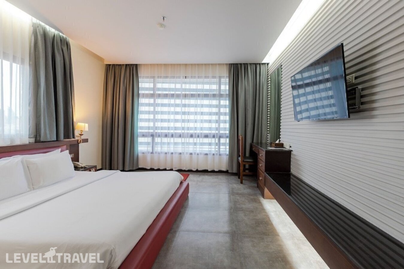 фотографии номера Люкс отеля Pinnacle Lumpinee Park Hotel в Таиланд(Бангкок) - фото №3