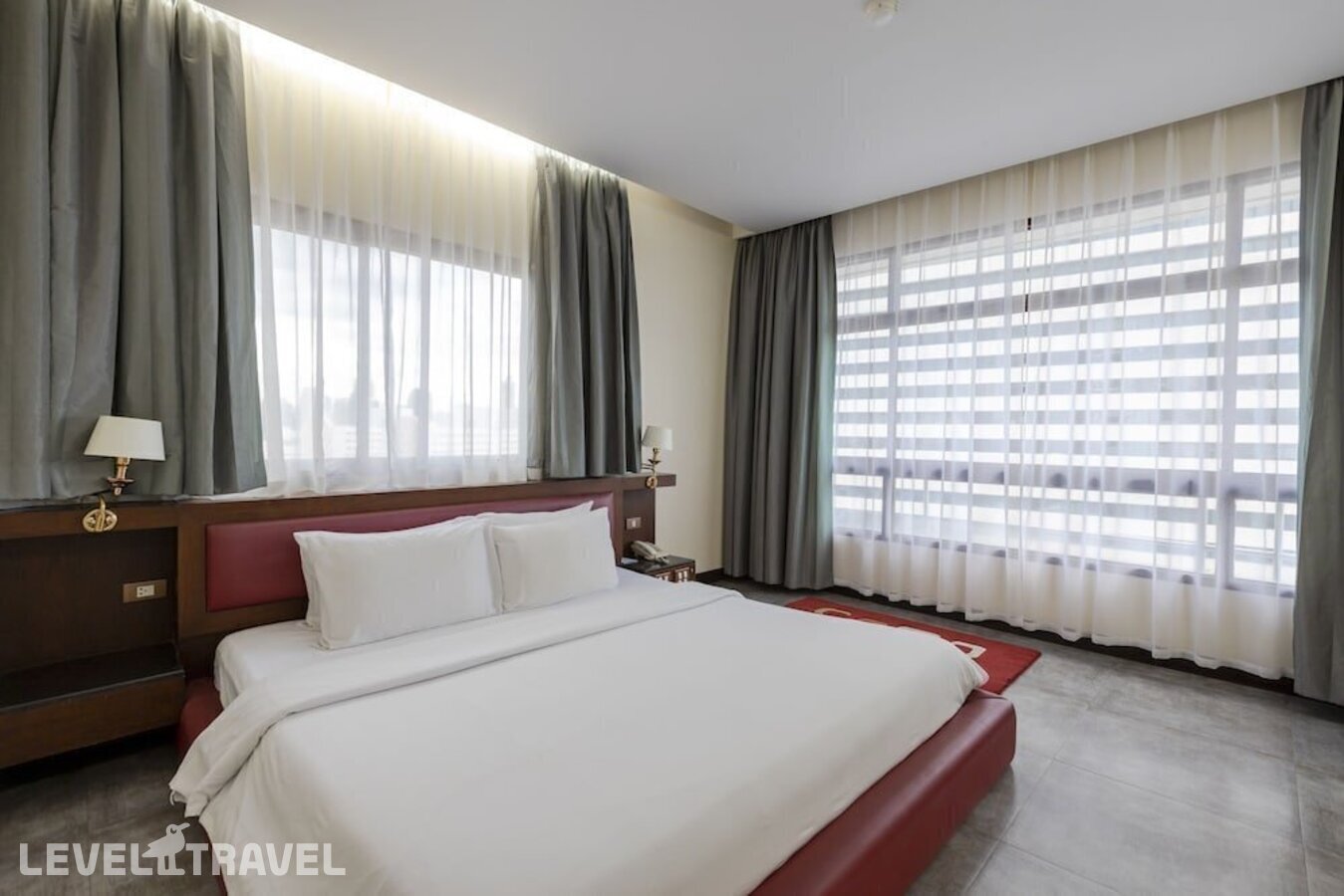 фотографии номера Люкс отеля Pinnacle Lumpinee Park Hotel в Таиланд(Бангкок) - фото №4