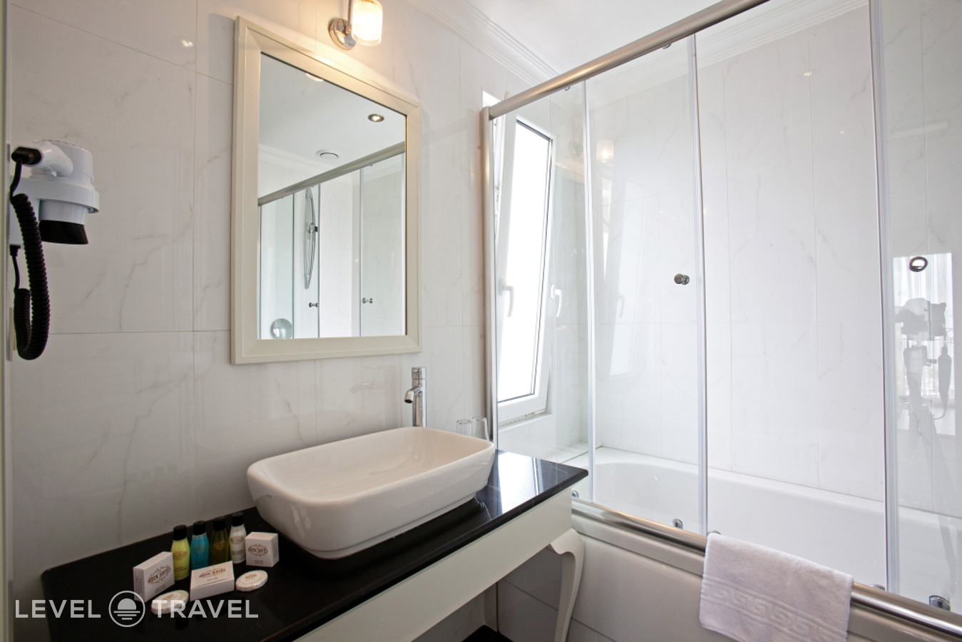 фотографии номера Трехместный улучшенный отеля Aren Suites Hotel в Турция(Фатих) - фото №7