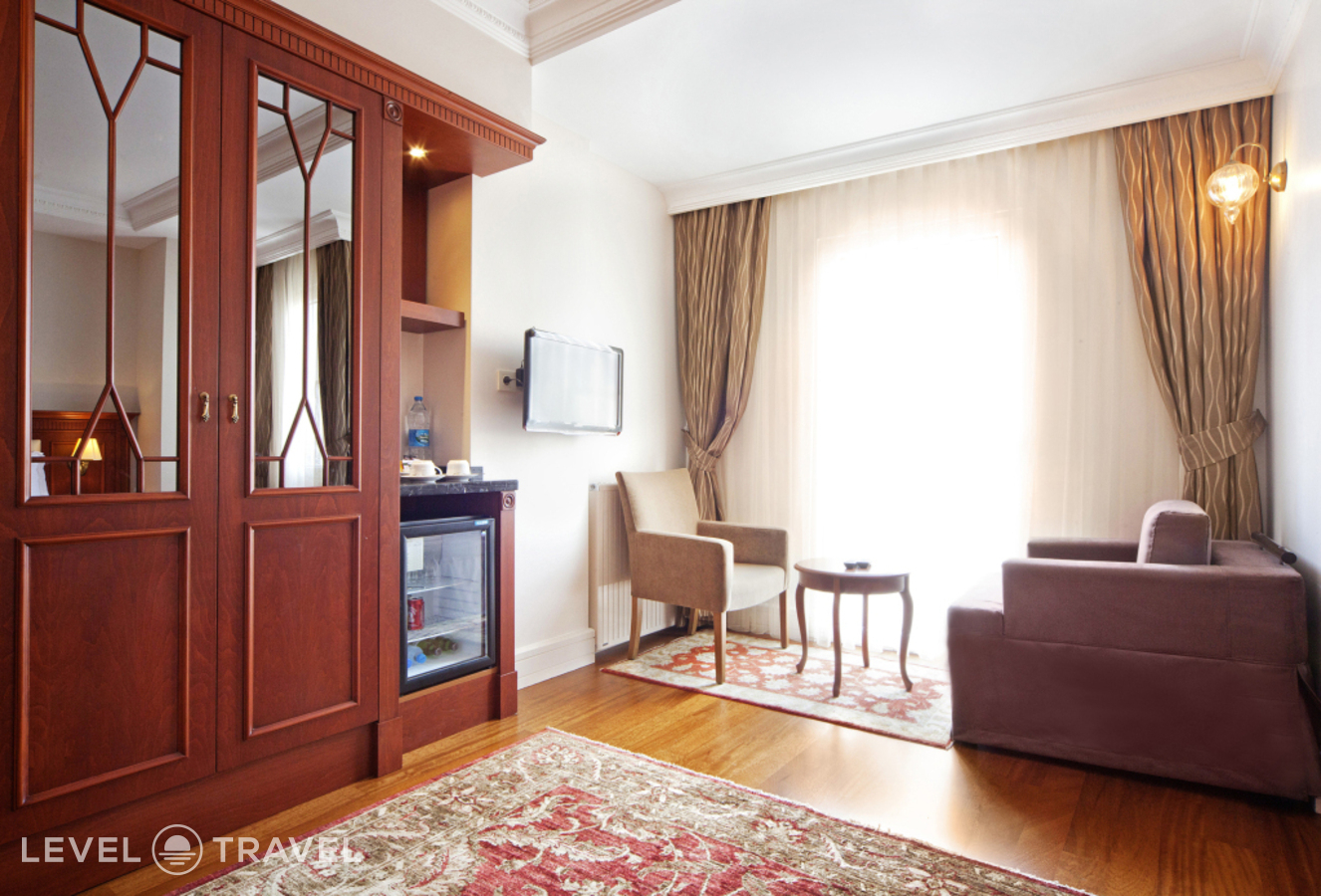 фотографии номера Трехместный улучшенный отеля Aren Suites Hotel в Турция(Фатих) - фото №6