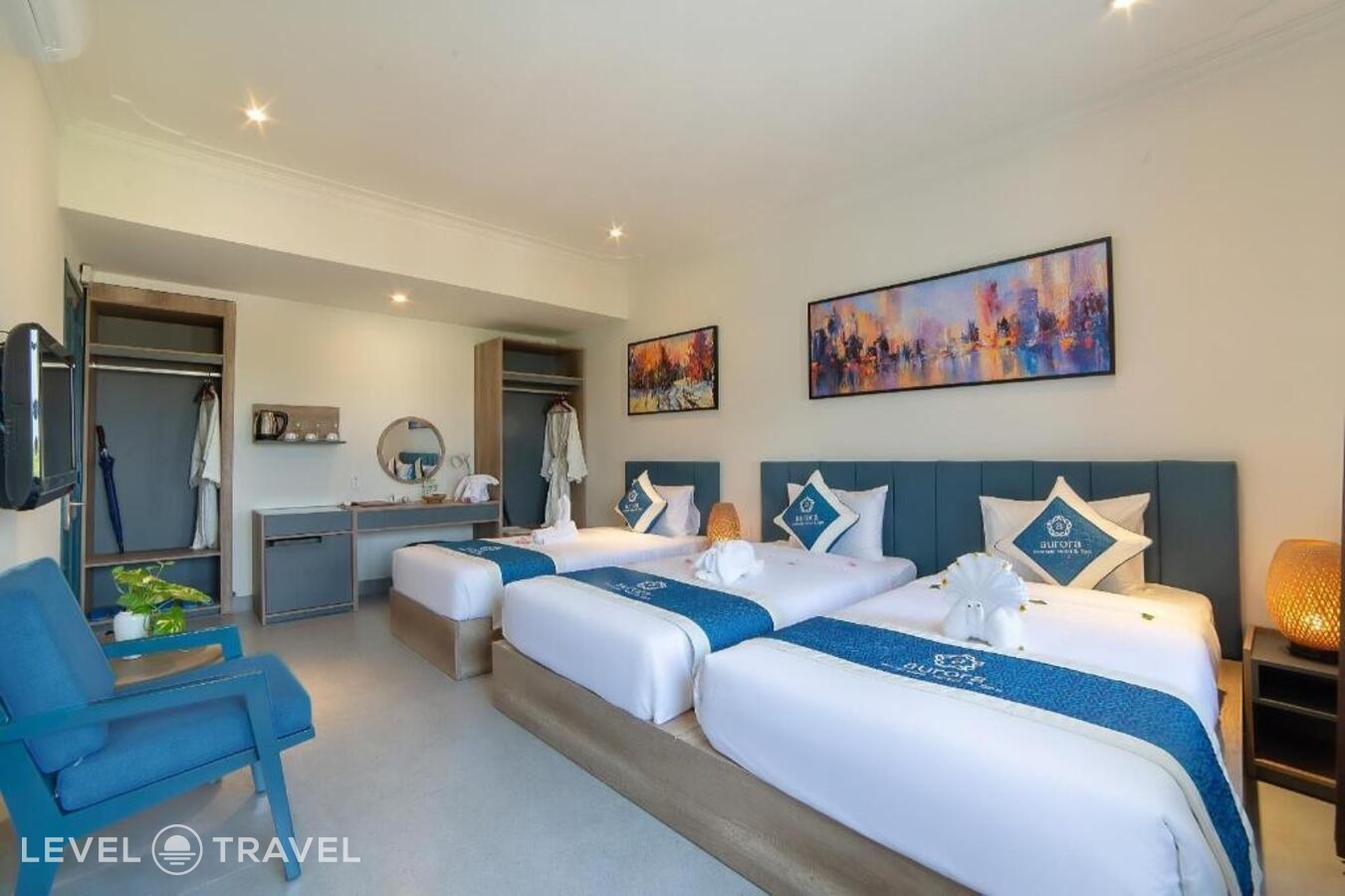 фотографии номера Трехместный улучшенный отеля Aurora Riverside Hotel (Ex. Phuoc An River Hotel) в Вьетнам(Хойан) - фото №1