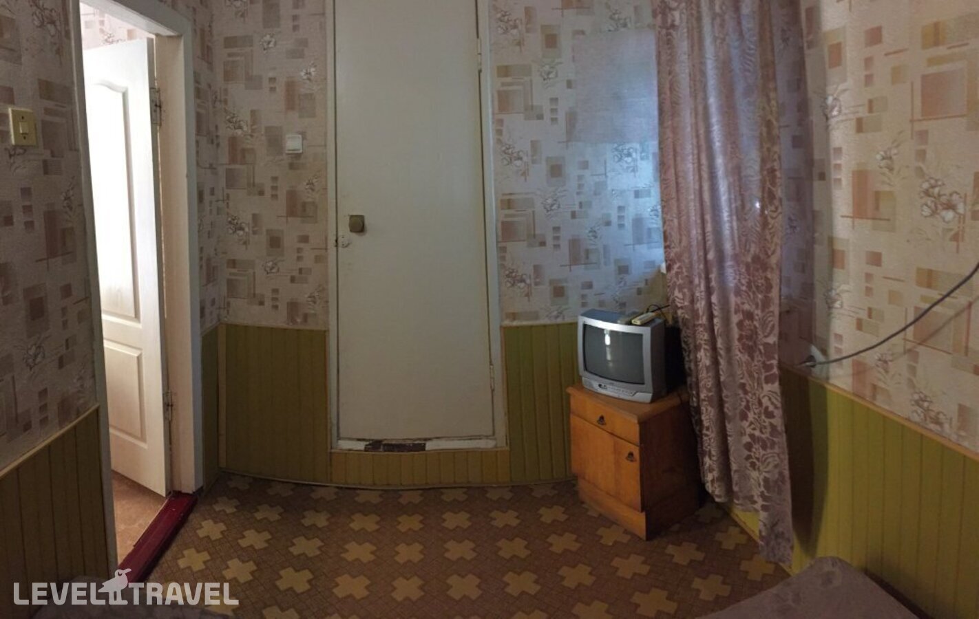фотографии номера Стандартный номер отеля База Отдыха Прибой в Россия(город Саки) - фото №6