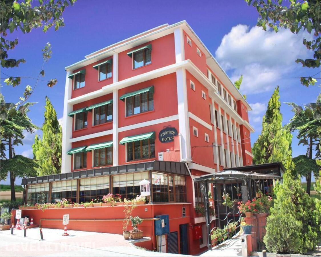 фотографии номера Трехместный номер отеля Bakirkoy Tashan Business & Airport Hotel (Ex. Best Western Tashan Business) в Турция(Бакыркёй) - фото №1