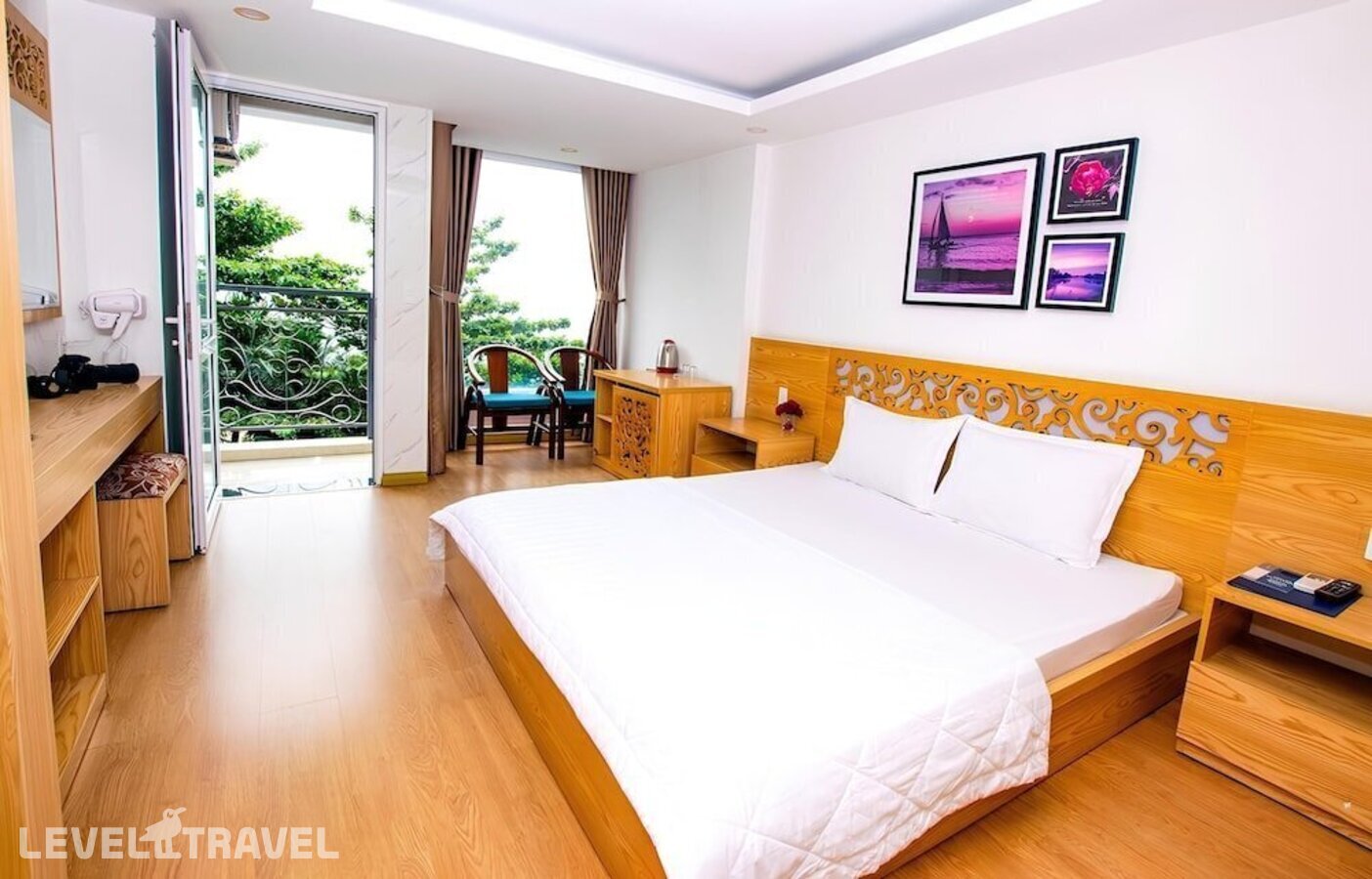 фотографии номера Делюкс отеля Nang Vang Hotel (Ex. Thanh Binh 2 Hotel) в Вьетнам(Нячанг) - фото №2