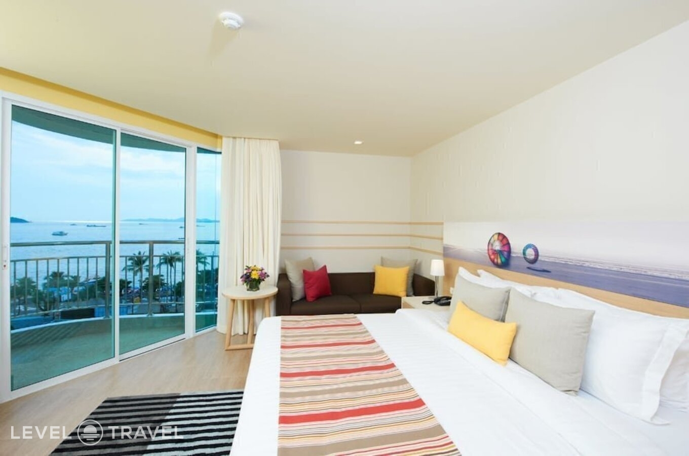 фотографии номера Делюкс отеля Pattaya Sea View Hotel в Таиланд(Центральная Паттайя) - фото №19