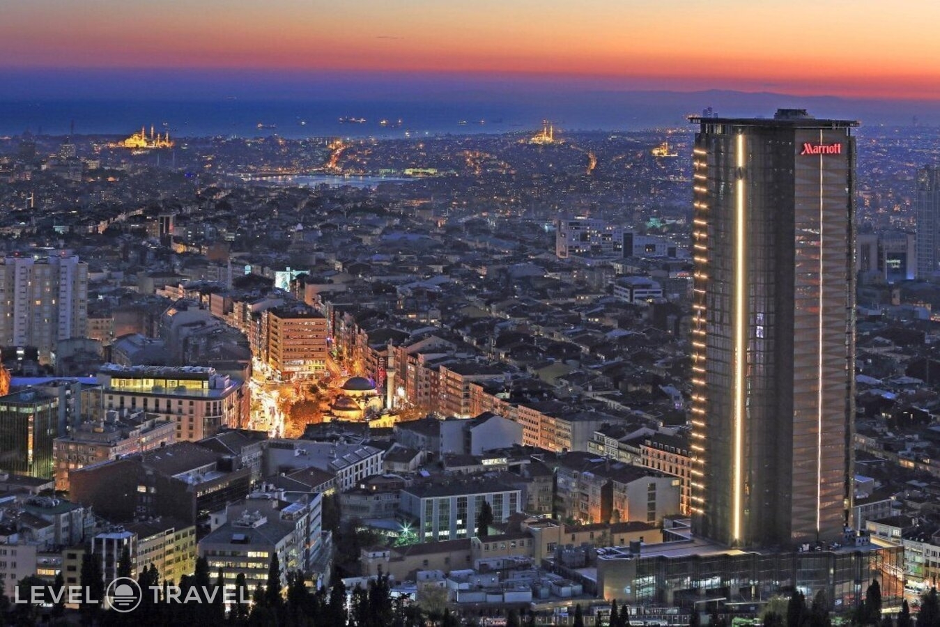 фотографии номера Люкс президентский отеля Marriott Hotel Sisli в Турция(Шишли) - фото №5