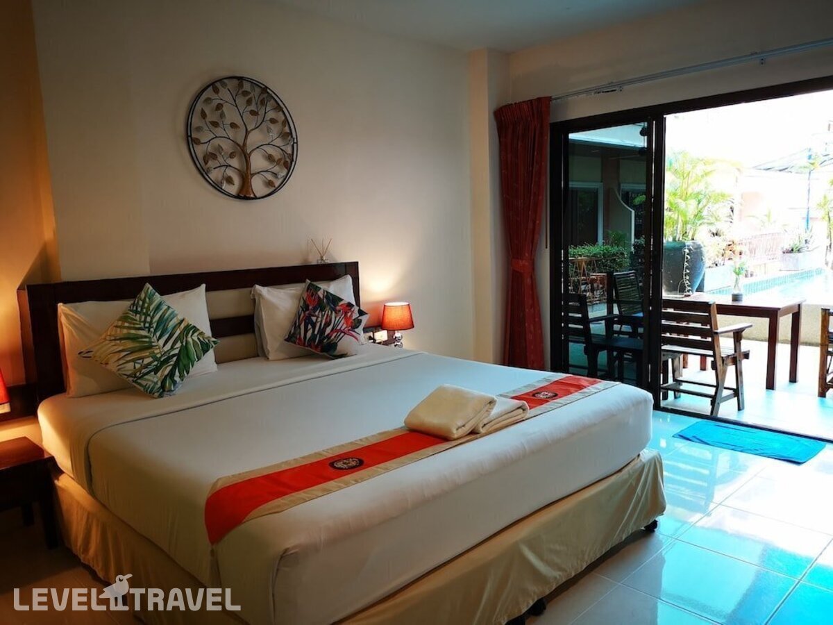 фотографии номера Делюкс отеля Seven Seas Hotel в Таиланд(Патонг Бич) - фото №1