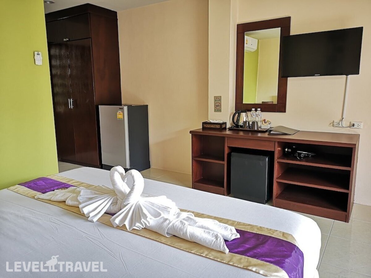 фотографии номера Делюкс отеля Seven Seas Hotel в Таиланд(Патонг Бич) - фото №2