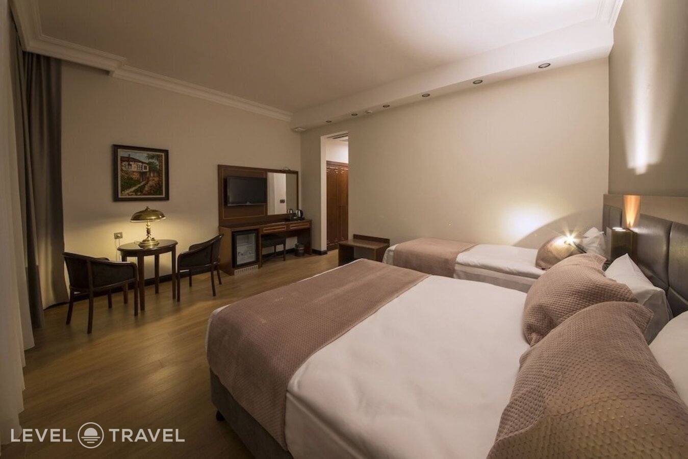 фотографии номера Улучшенный номер отеля Vardar Palace Hotel в Турция(Бейоглу) - фото №2
