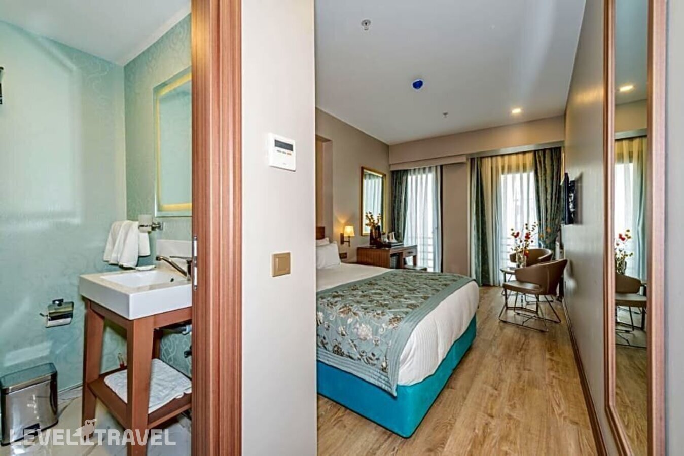 фотографии номера Делюкс отеля Taximist Hotel в Турция(Бейоглу) - фото №6