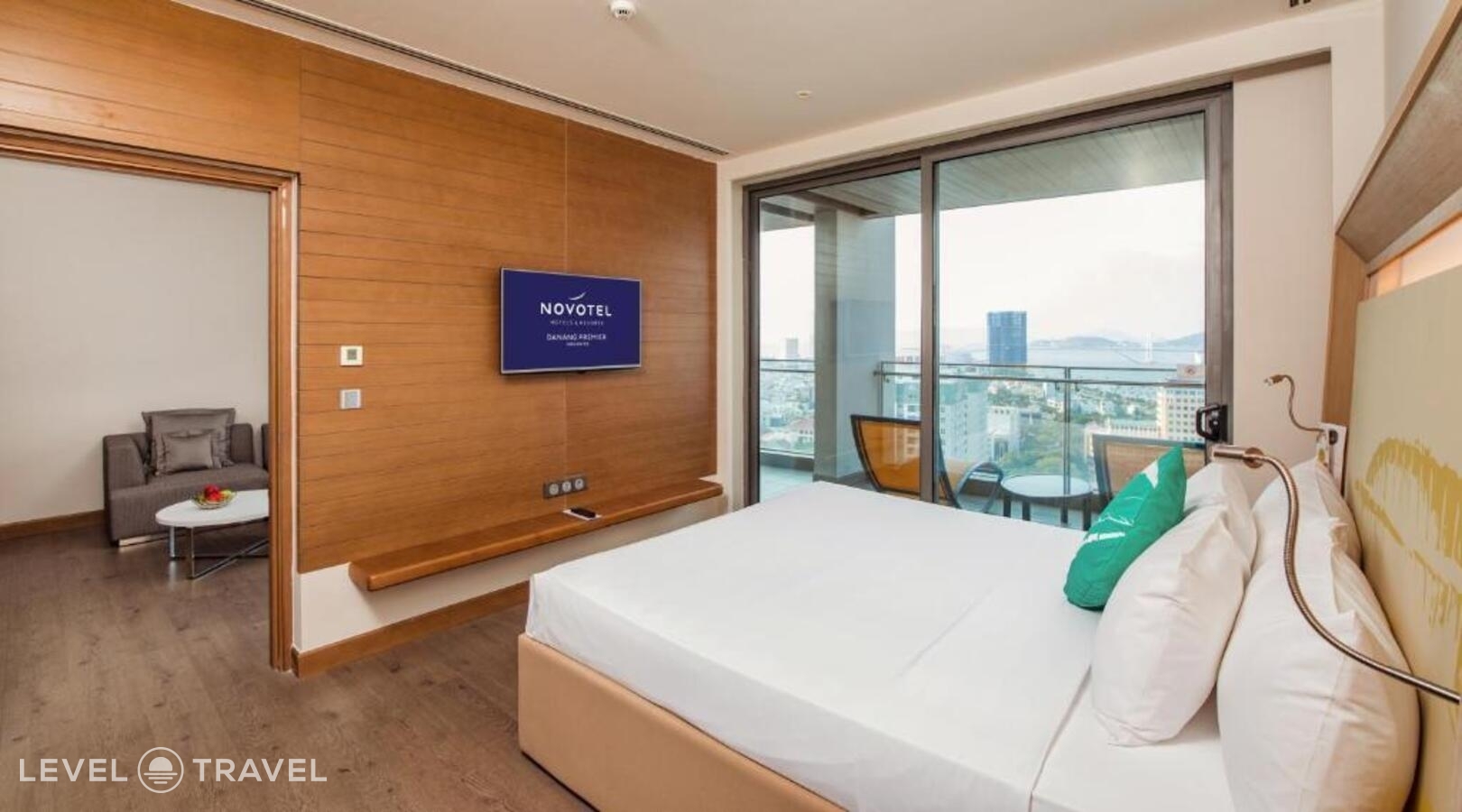 фотографии номера Апартаменты отеля Novotel Danang Premier Han River в Вьетнам(Дананг) - фото №1