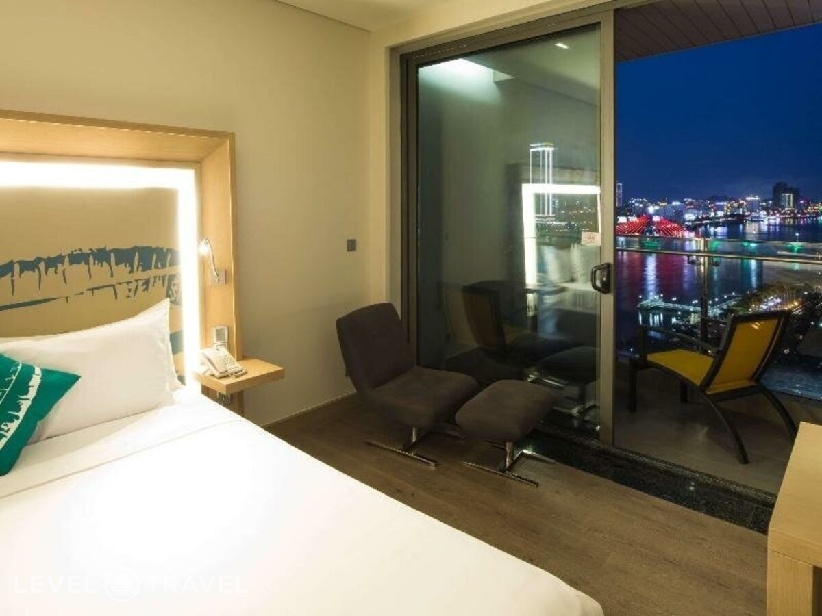 фотографии номера Номер Премьер отеля Novotel Danang Premier Han River в Вьетнам(Дананг) - фото №2