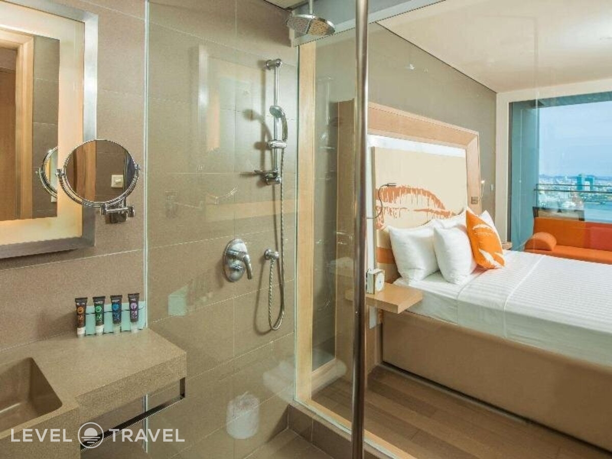 фотографии номера Номер Премьер отеля Novotel Danang Premier Han River в Вьетнам(Дананг) - фото №3