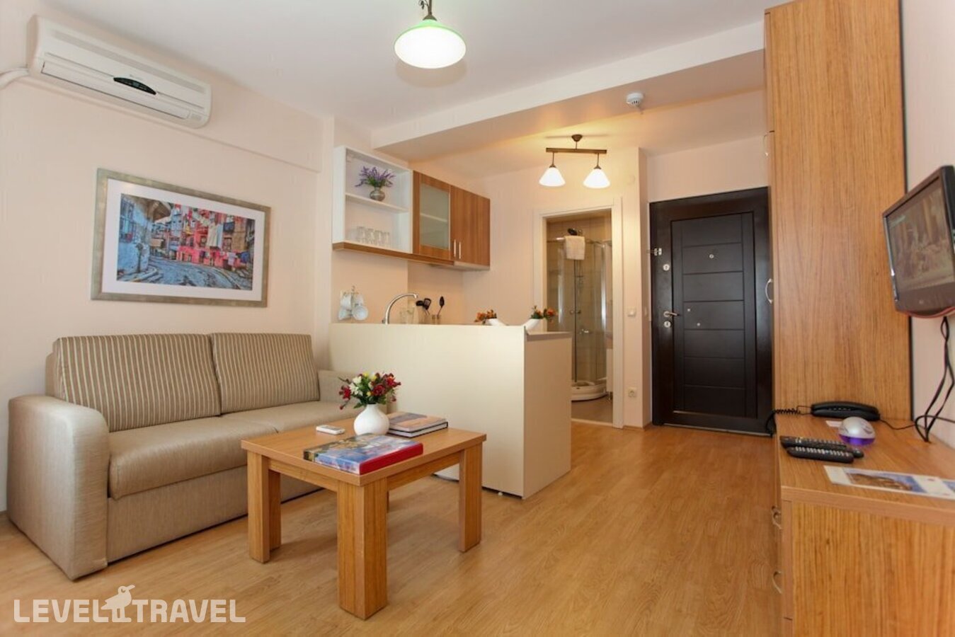 фотографии номера Трехместный делюкс отеля Three Apples Taksim Suites в Турция(Бейоглу) - фото №2