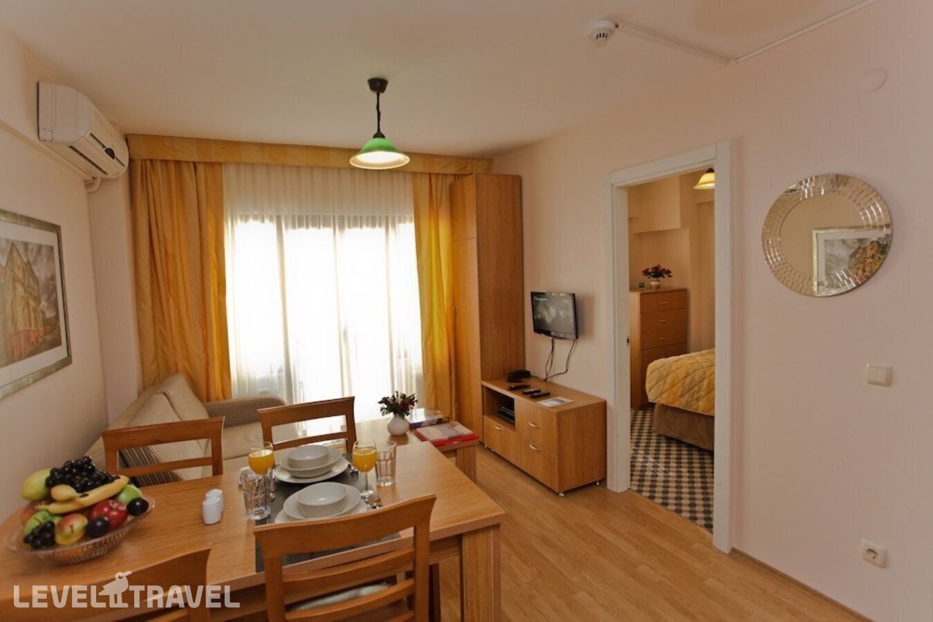 фотографии номера Трехместный делюкс отеля Three Apples Taksim Suites в Турция(Бейоглу) - фото №5