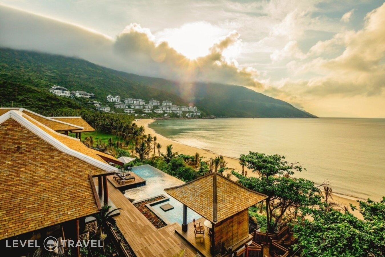 фотографии номера Вилла отеля Intercontinental Danang Sun Peninsula Resort в Вьетнам(Дананг) - фото №1