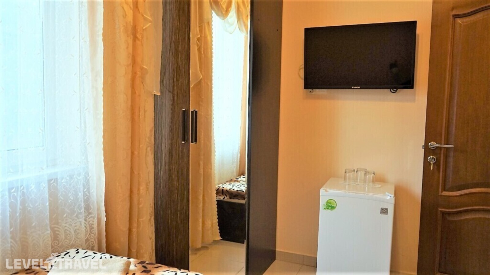 фотографии номера Стандартный номер отеля Отель Пегас в Россия(Геленджик) - фото №28