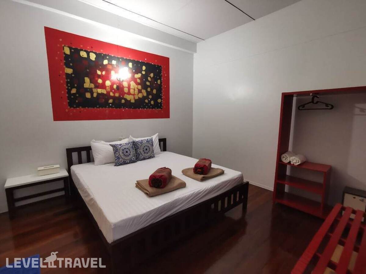 фотографии номера Семейный номер отеля Phuket Old Town Hostel в Таиланд(город Пхукет) - фото №11