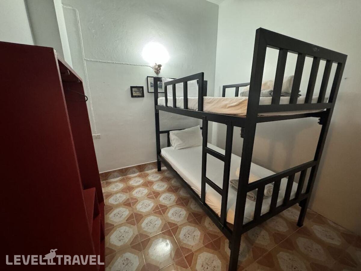 фотографии номера Стандартный номер отеля Phuket Old Town Hostel в Таиланд(город Пхукет) - фото №7