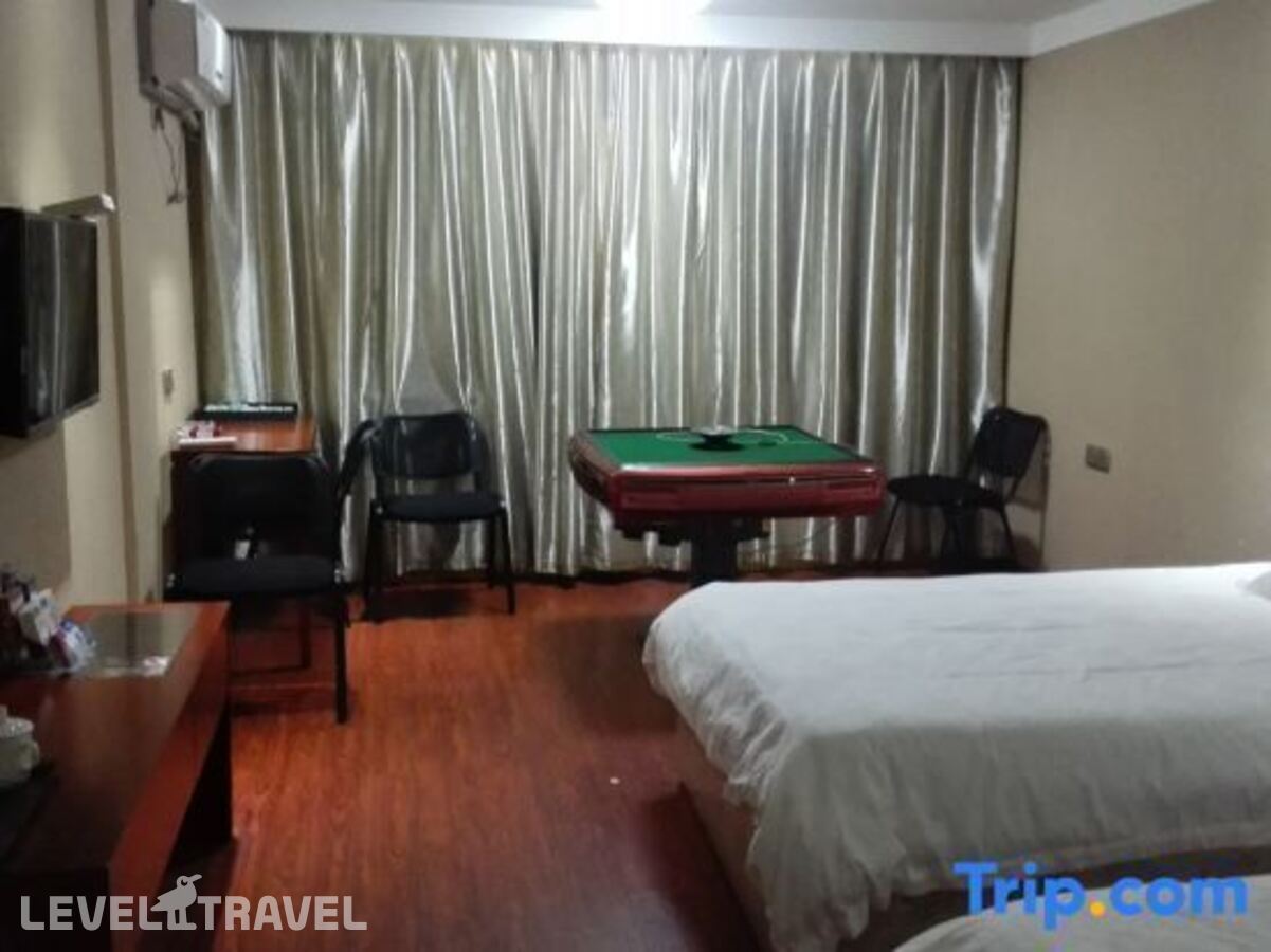 фотографии номера Стандартный номер отеля Highfive Guest House в Таиланд(Центральная Паттайя) - фото №10