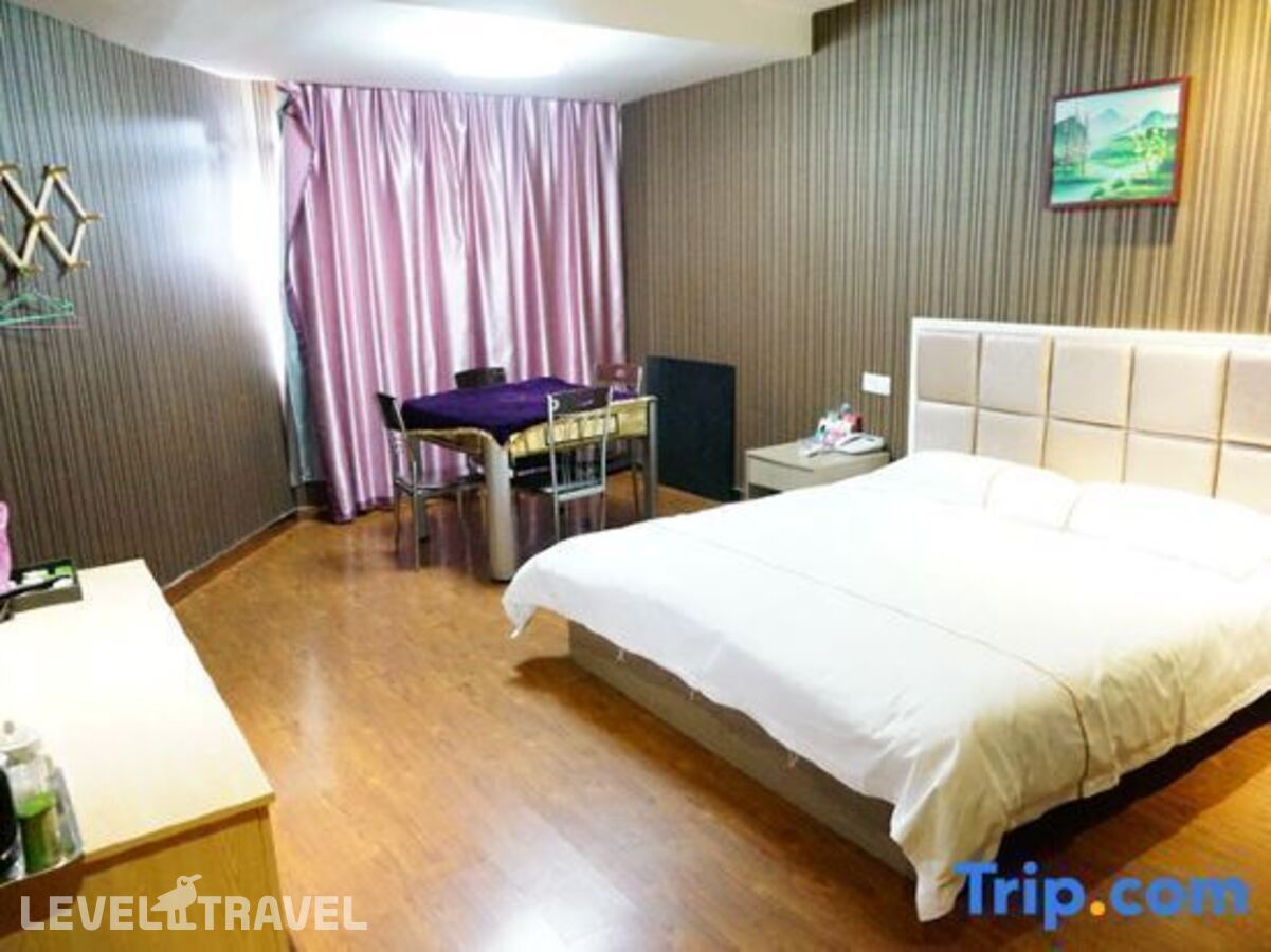 фотографии номера Стандартный номер отеля Highfive Guest House в Таиланд(Центральная Паттайя) - фото №14