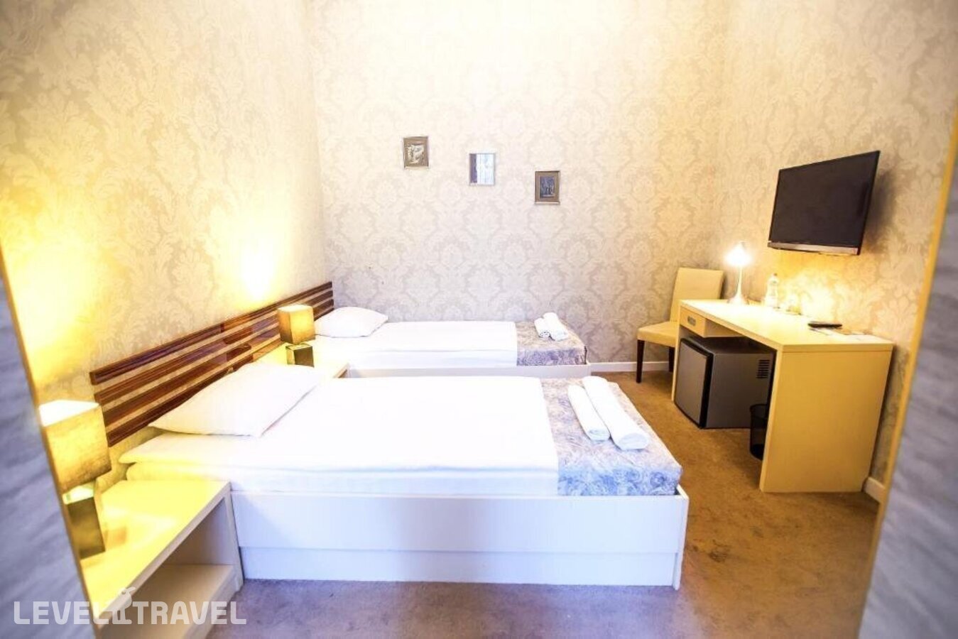 фотографии номера Улучшенный номер отеля Rustaveli Hotel в Грузия(Тбилиси) - фото №3