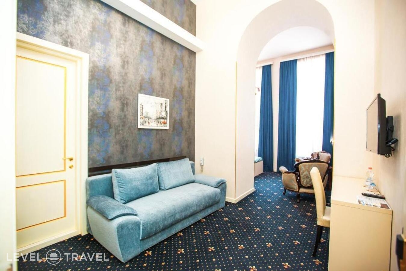 фотографии номера Полулюкс отеля Rustaveli Hotel в Грузия(Тбилиси) - фото №4