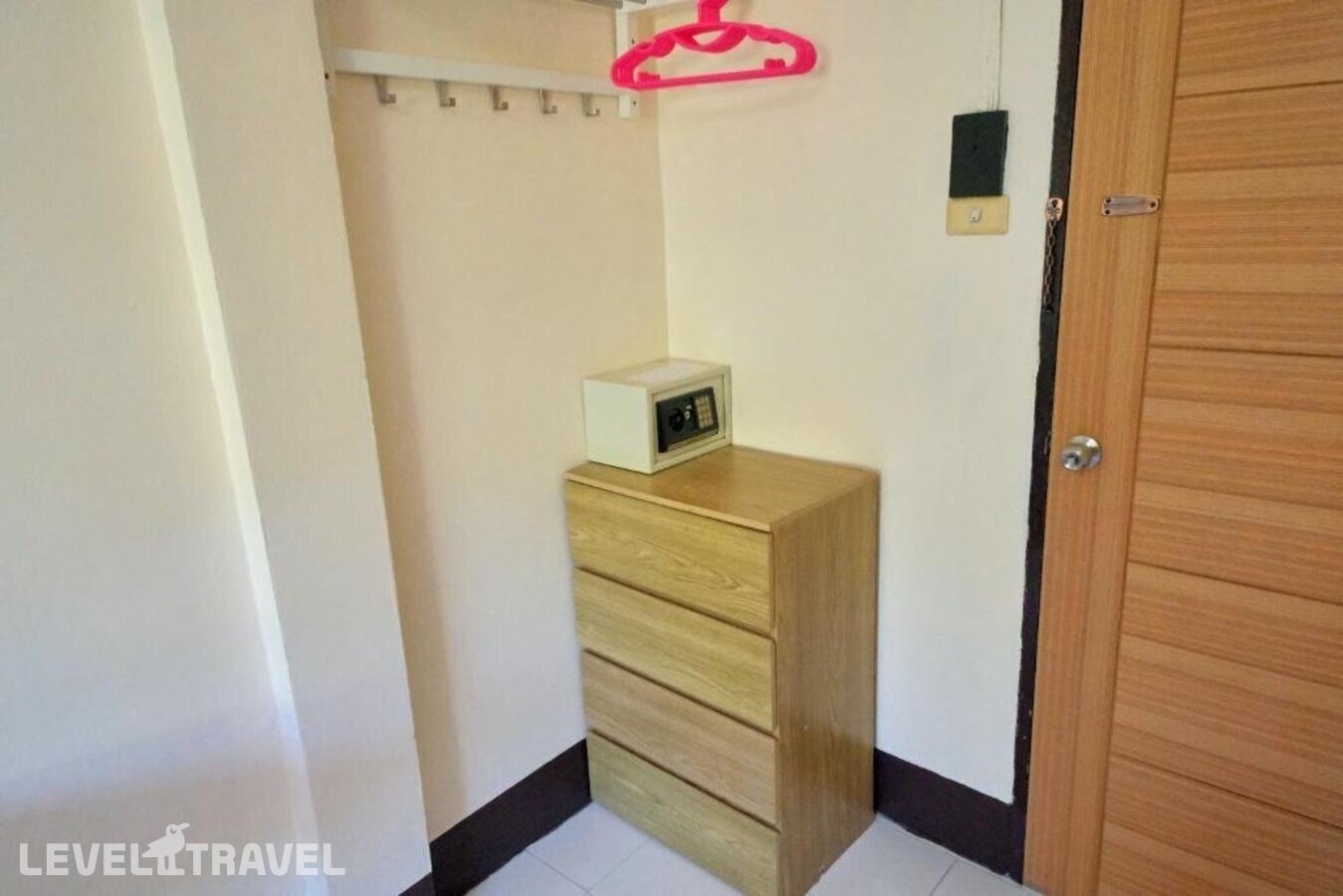 фотографии номера Стандартный номер отеля Pineapple Guesthouse в Таиланд(Карон Бич) - фото №7