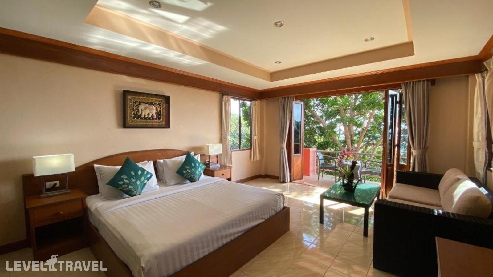 фотографии номера Делюкс отеля Baan Kongdee Sunset Resort в Таиланд(Ката Бич) - фото №1