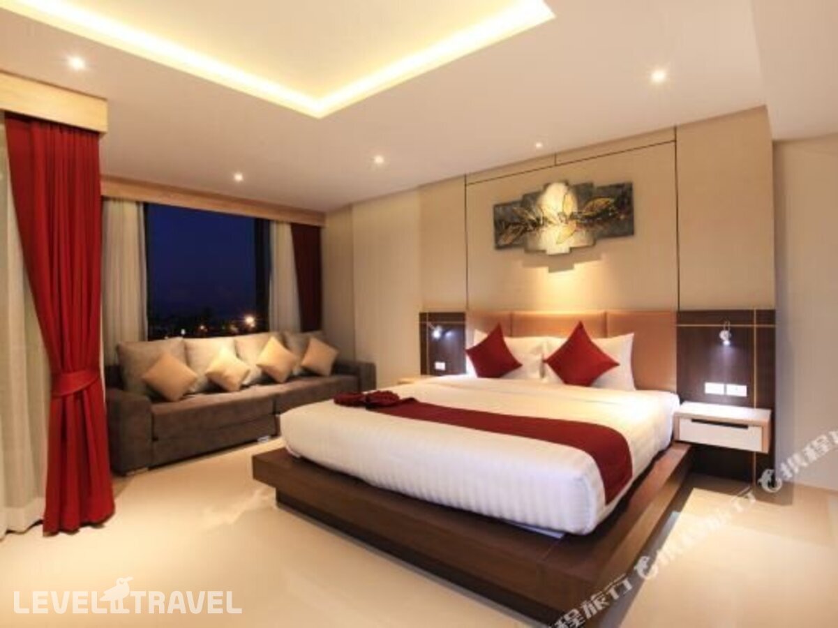 фотографии номера Семейный номер отеля Paripas Patong Resort в Таиланд(Патонг Бич) - фото №6