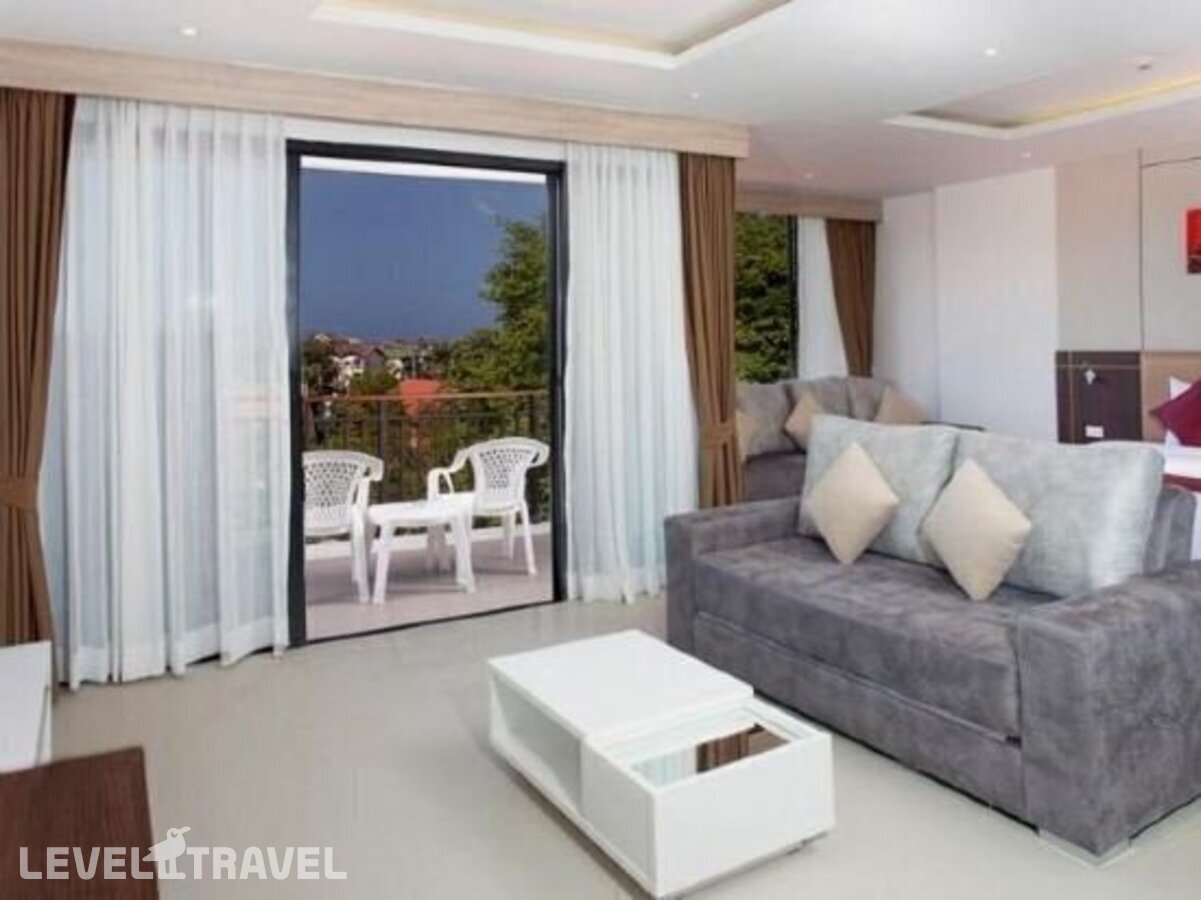 фотографии номера Семейный номер отеля Paripas Patong Resort в Таиланд(Патонг Бич) - фото №10
