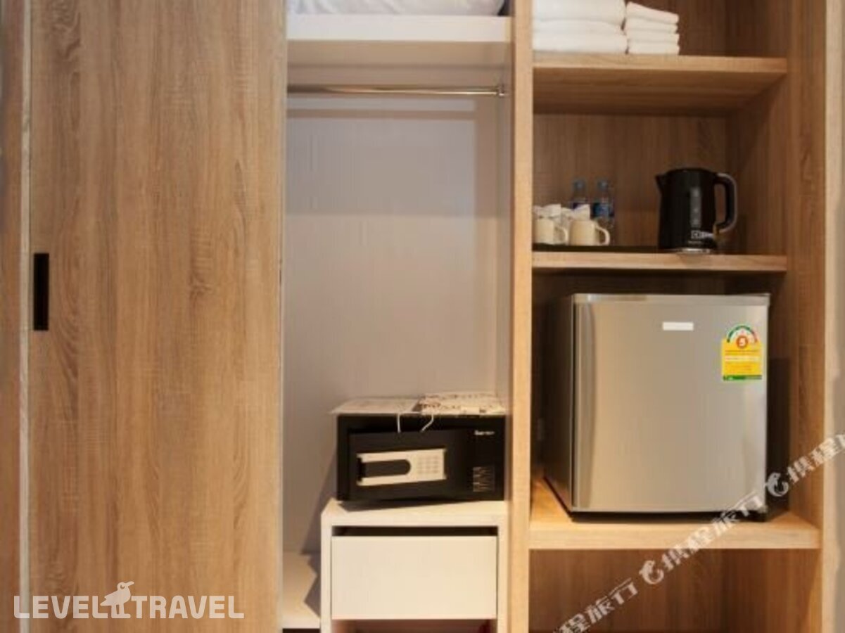 фотографии номера Семейный номер отеля Paripas Patong Resort в Таиланд(Патонг Бич) - фото №8