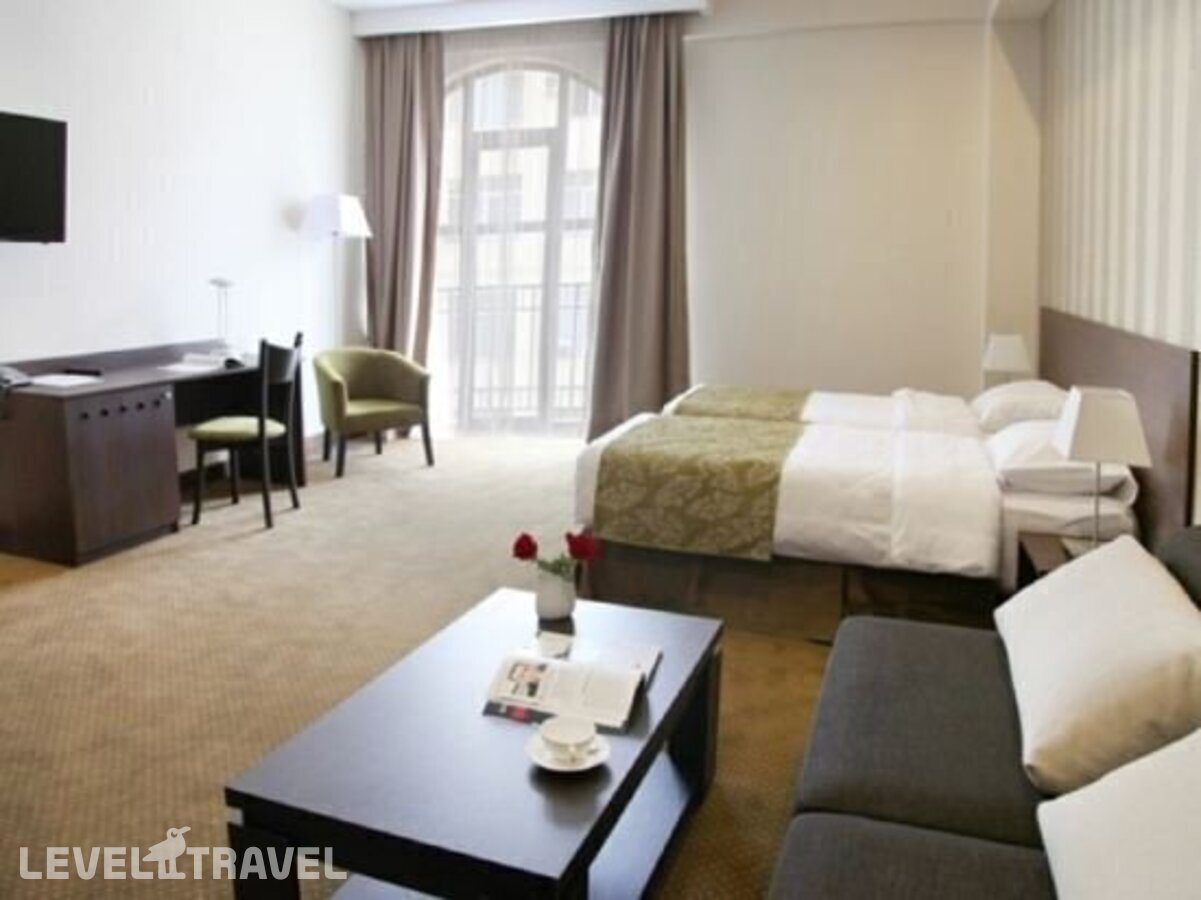 фотографии номера Семейный номер отеля Citrus Hotel в Грузия(Тбилиси) - фото №5