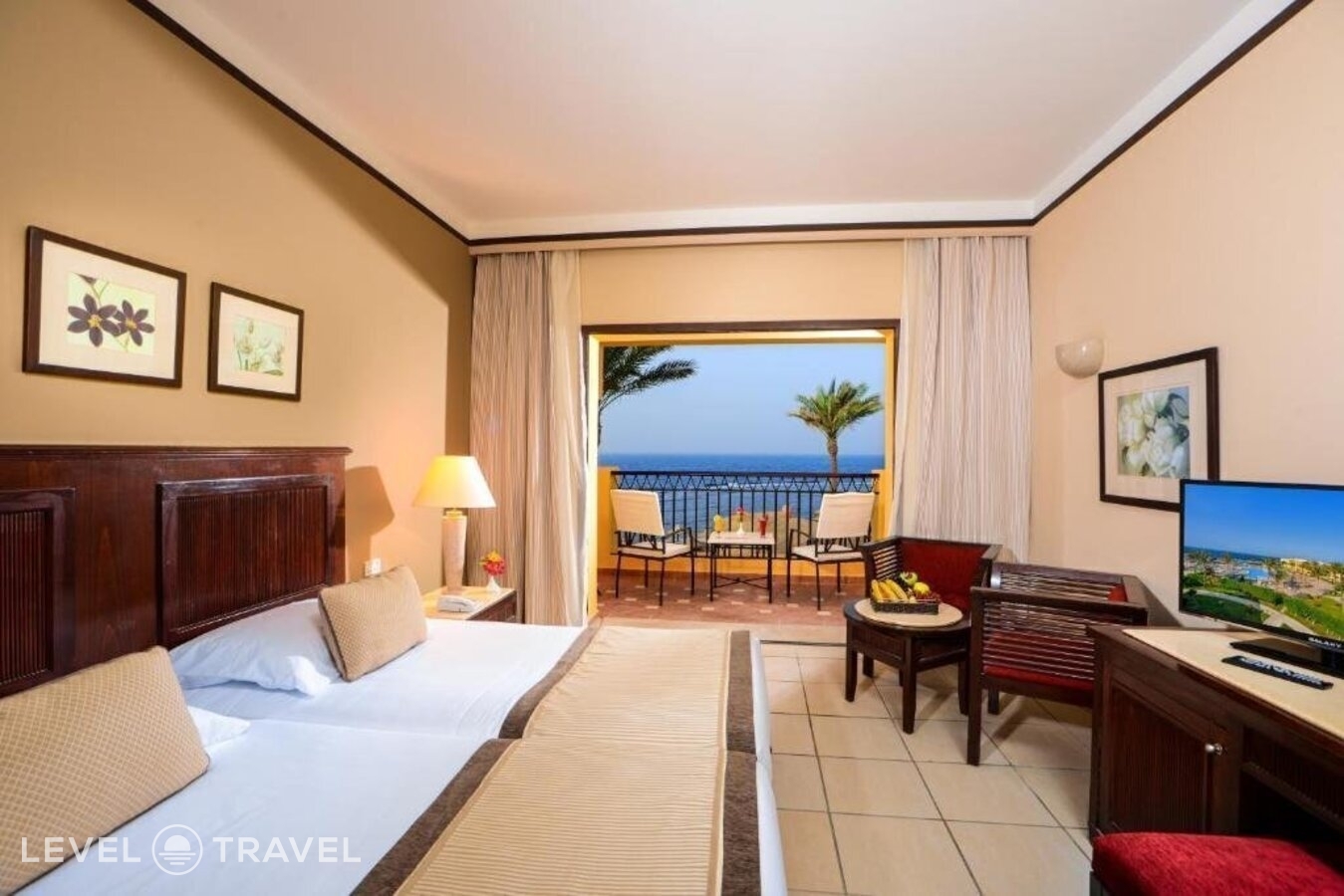 фотографии номера Улучшенный с видом на бассейн отеля Jaz Lamaya Resort Marsa Alam (Ex. Iberotel Lamaya Resort) в Египет(Марса Алам) - фото №5