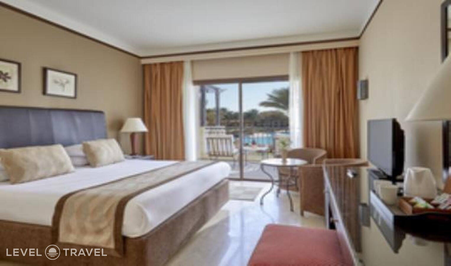 фотографии номера Улучшенный с видом на бассейн отеля Jaz Lamaya Resort Marsa Alam (Ex. Iberotel Lamaya Resort) в Египет(Марса Алам) - фото №2