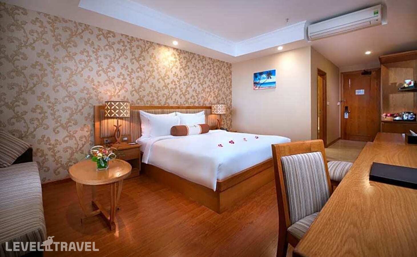 фотографии номера Номер Премьер отеля Diamond Sea Hotel в Вьетнам(Дананг) - фото №7