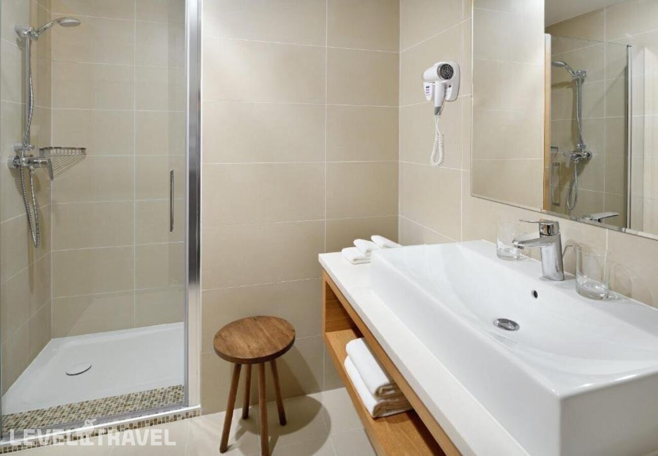 фотографии номера Экономичный номер отеля Urban Boutique Hotel в Грузия(Тбилиси) - фото №2
